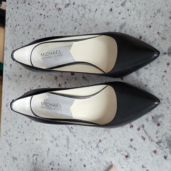 Michael Kors pumps - Picture 1 of 4